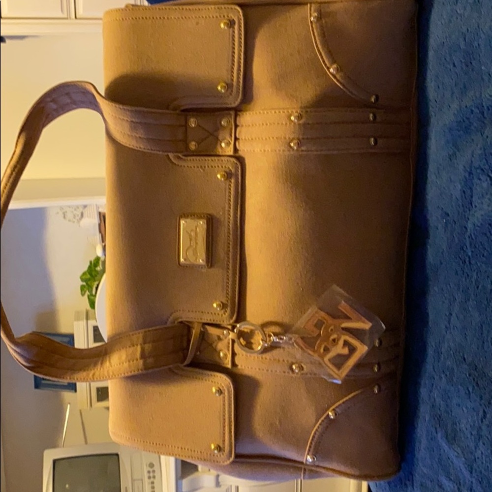 DG2 tan large bag